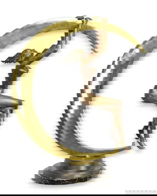 Femeie nud cu semiluna-statueta din bronz pe un soclu din marmura