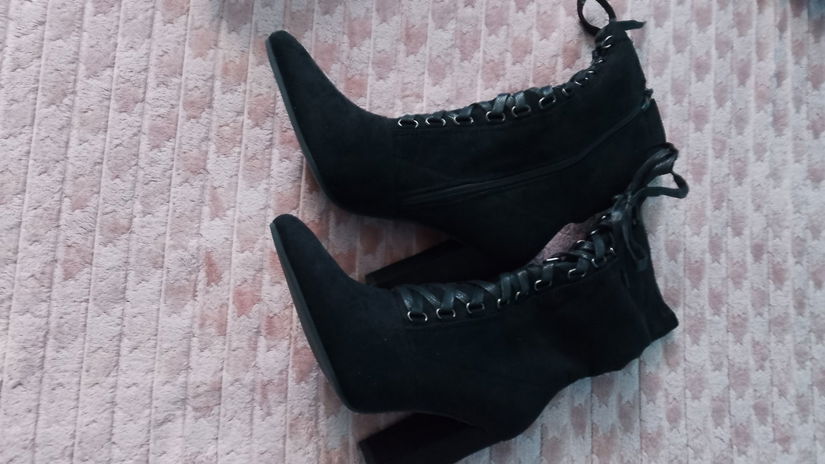 Botine