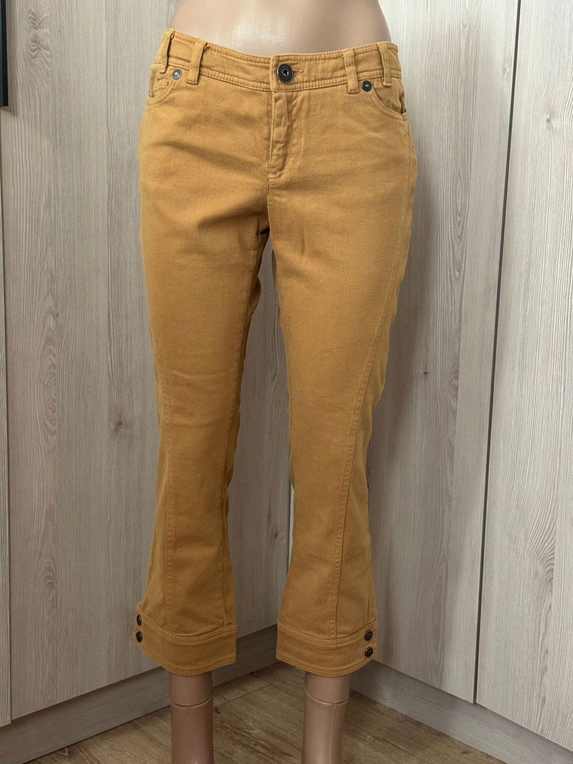 PANTALONI 3/4 STEFANEL DEOSEBITI MARIME 36
