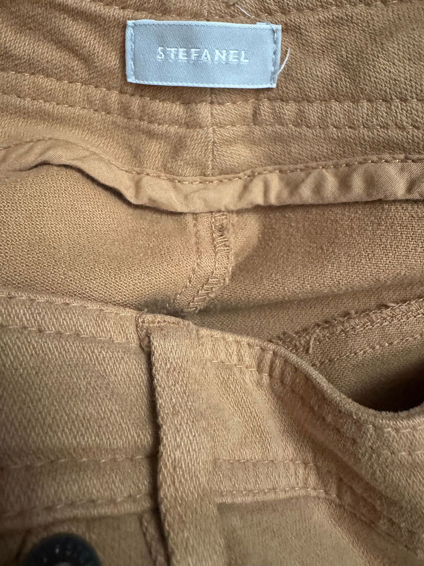 PANTALONI 3/4 STEFANEL DEOSEBITI MARIME 36