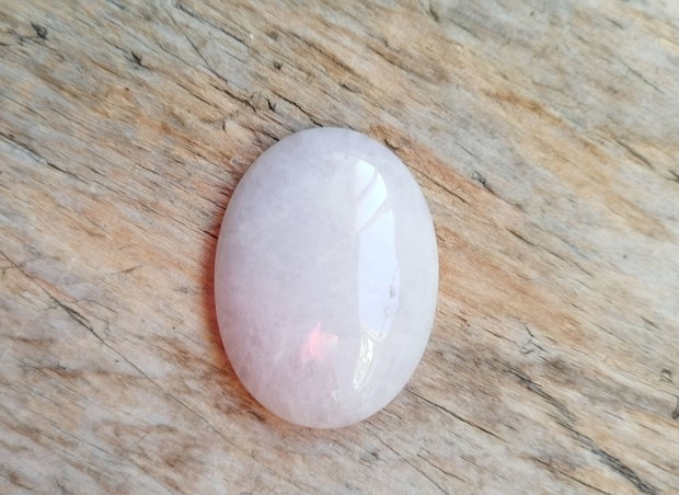 Cabochon cuart roz, 40x30x7-8 mm