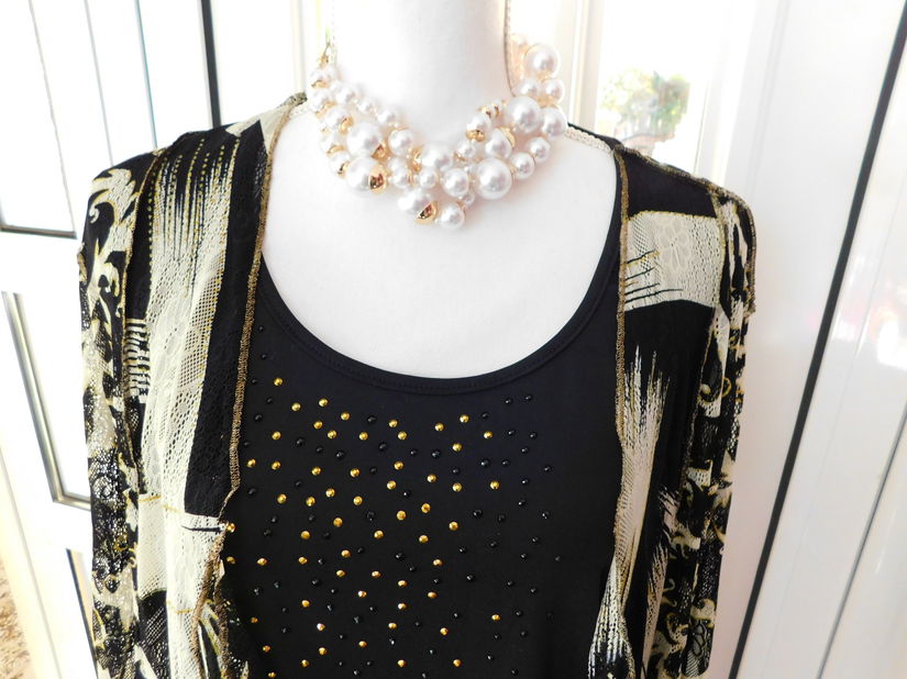 Bluza noua 2 in 1  ,  eleganta , etichete atasate, masura 52- 54
