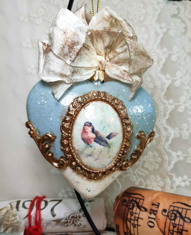 Eleganta vintage pentru sarbatori - decoratiuni pentru bradul de Craciun