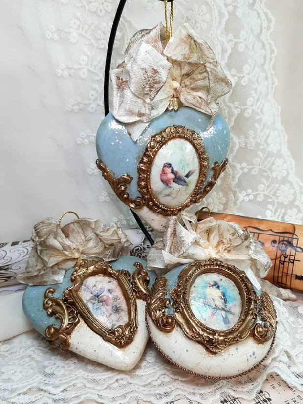 Eleganta vintage pentru sarbatori - decoratiuni pentru bradul de Craciun