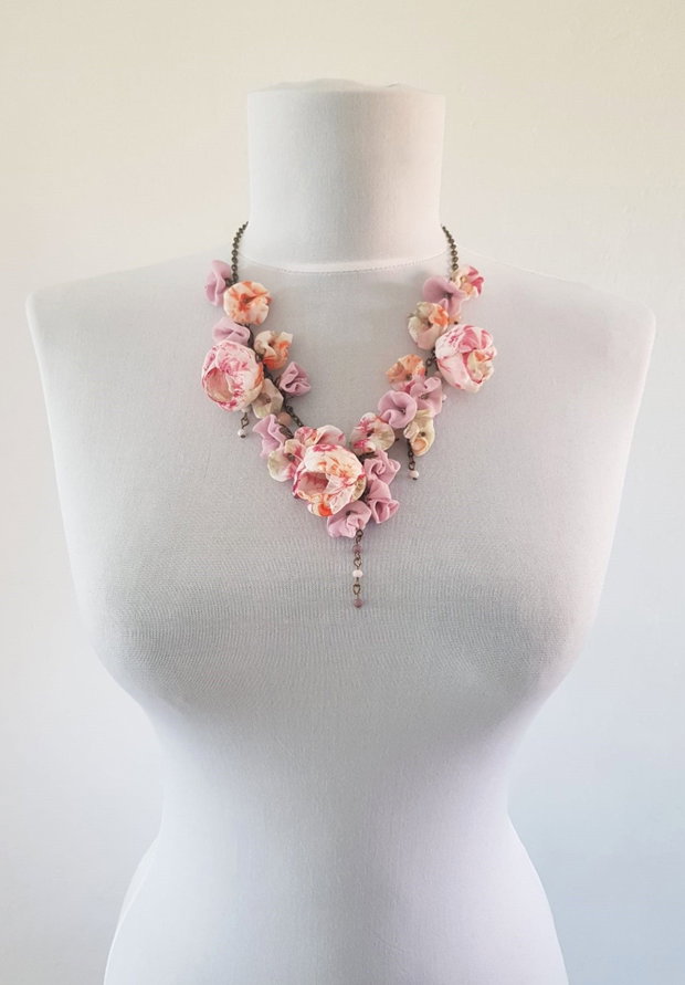 Colier floral