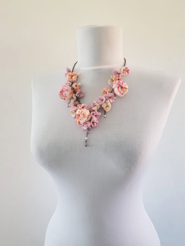 Colier floral