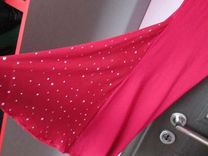 pantaloni deosebiti dame