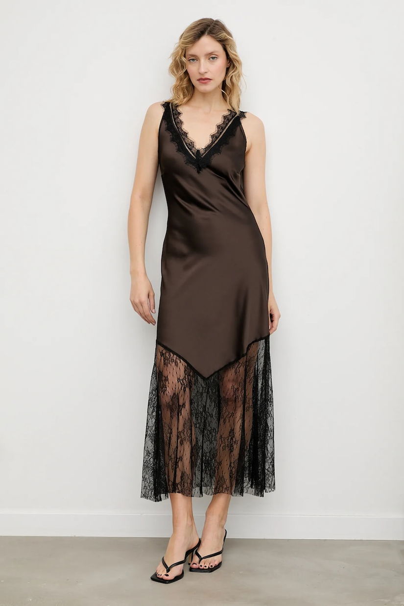 Answear.LAB rochie culoarea maro, maxi, evazati