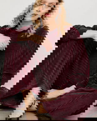 Answear.LAB bluză din velur culoarea bordo, neted