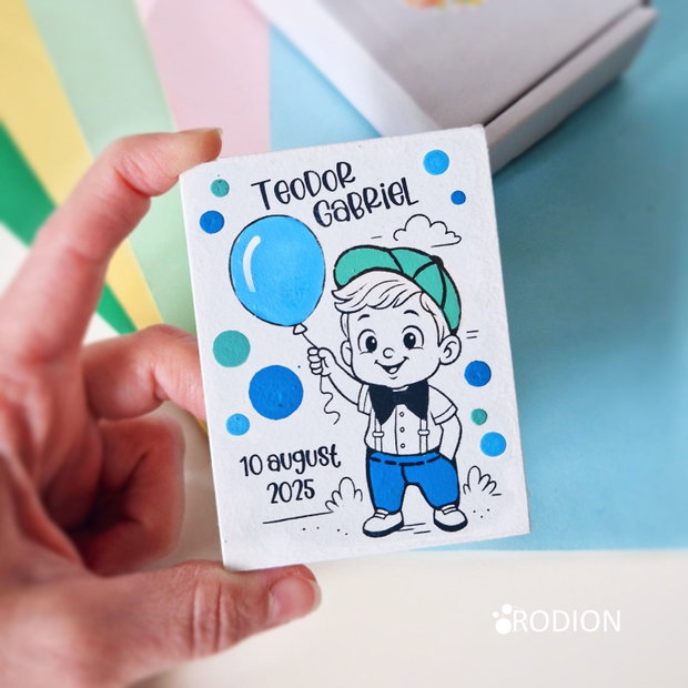 Marturii botez baietel pictate manual personalizate cu nume si mesaj