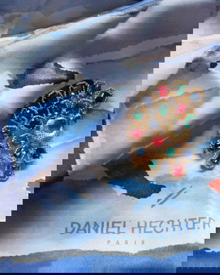 DANIEL HECHTER PARIS, esarfa noua  matase naturala  teme marine , superba , brosa noua cadou