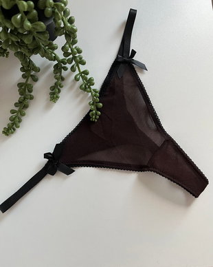 Chilot Thong