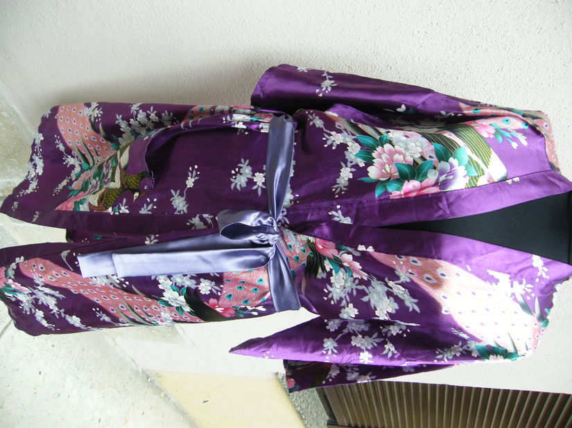 Nou-halat kimono cu flori