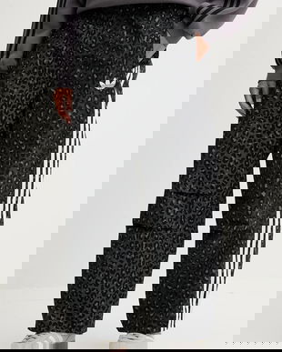 adidas Originals pantaloni de trening Leo culoarea gri, cu imprimeu, JV7564