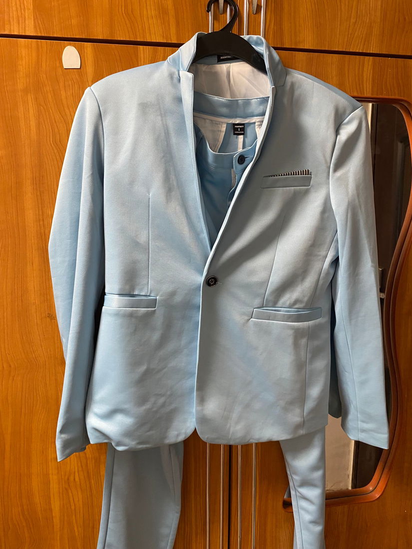 Costum bărbătesc