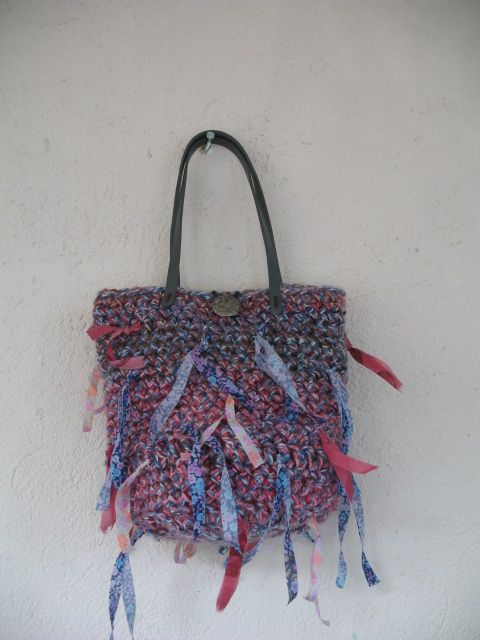 Geanta crosetata