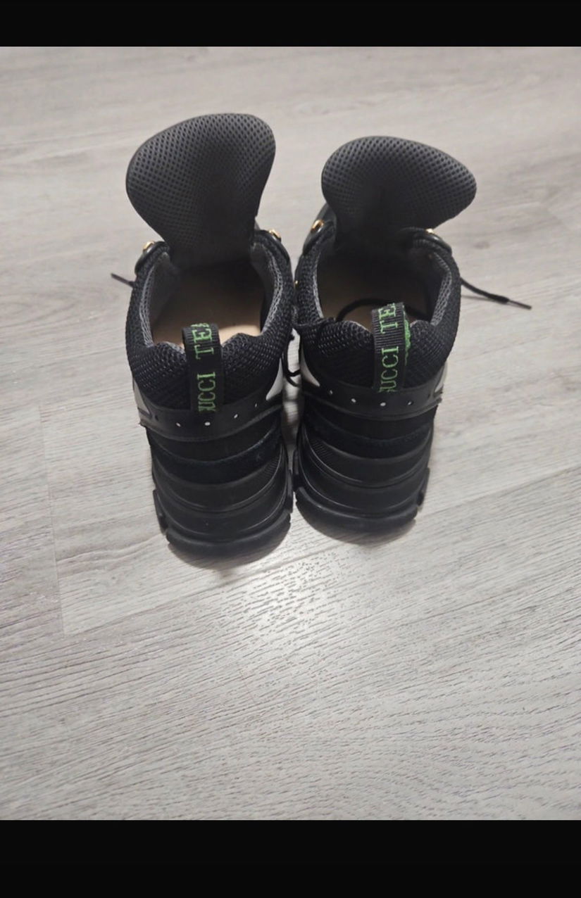 leather flashtrek gucci