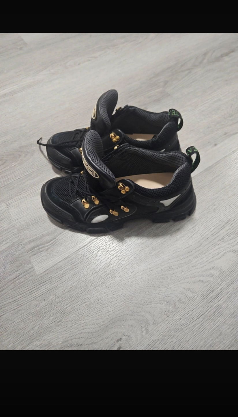 leather flashtrek gucci