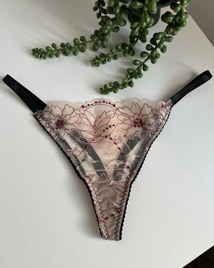 Chilot Thong