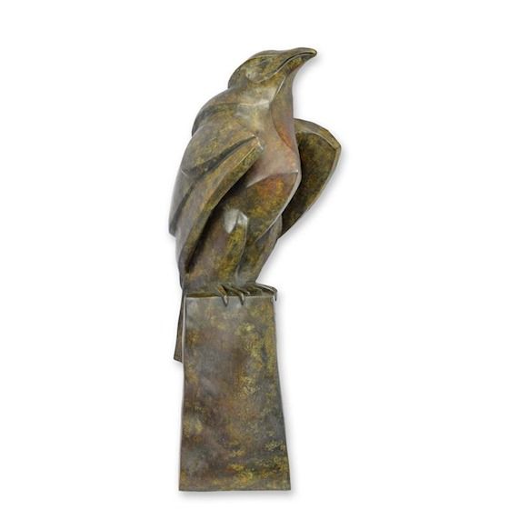 Vultur-statueta din bronz cu un soclu dreptungiular