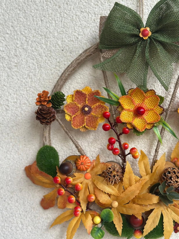 Coronita handmade cu motive de toamna