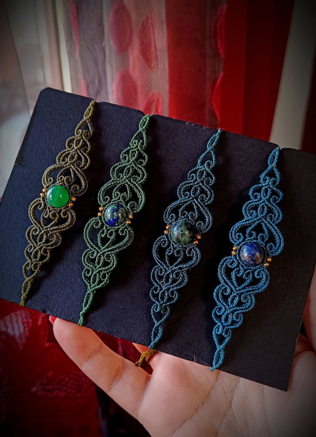 Brățară handmade micromacrame cu piatra naturala