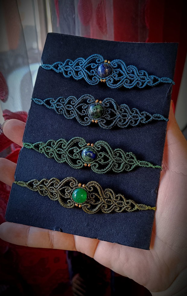 Brățară handmade micromacrame cu piatra naturala