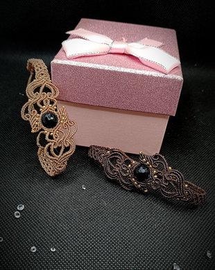 Brățară frunze micromacrame onix