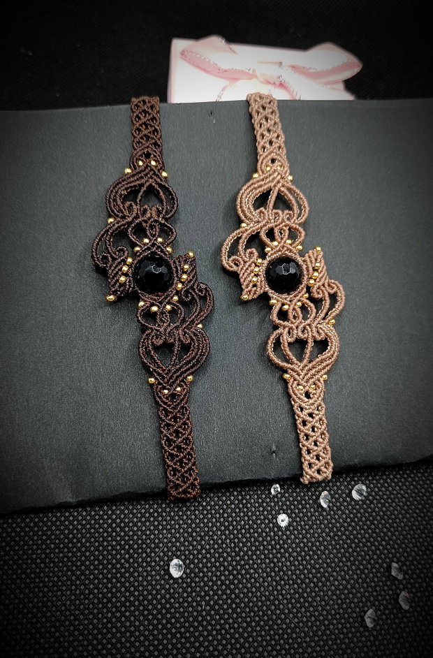 Brățară frunze micromacrame onix
