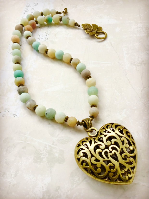 Colier vintage inima bronz & amazonit