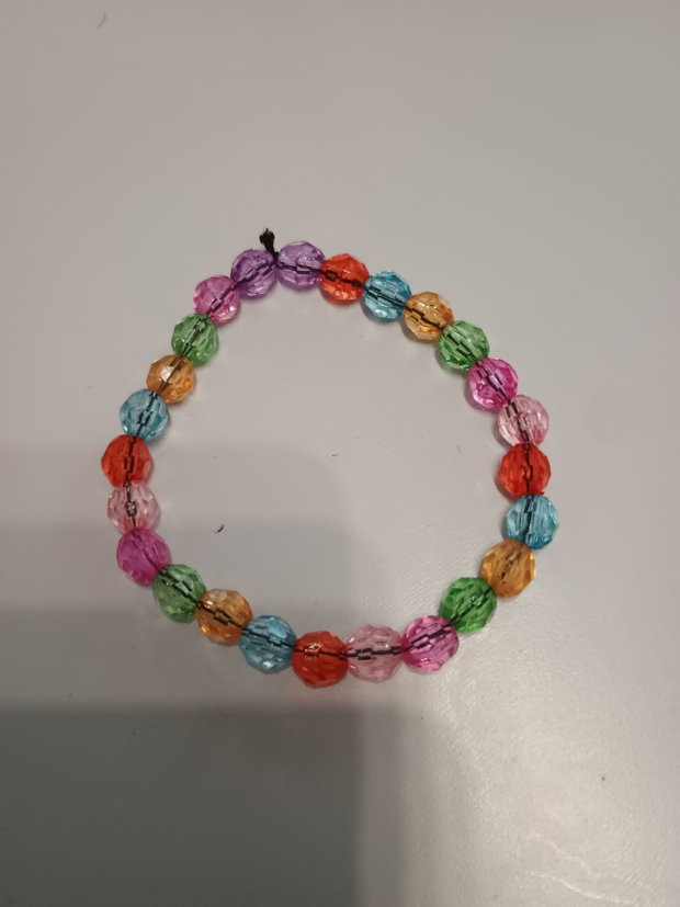 Vând brățări handmade cu suflet-lucrate manual cu dragoste