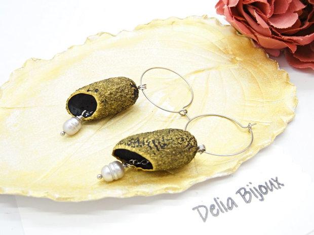 Cercei handmade din coconi de mătase cu perlă naturală (cod1311)