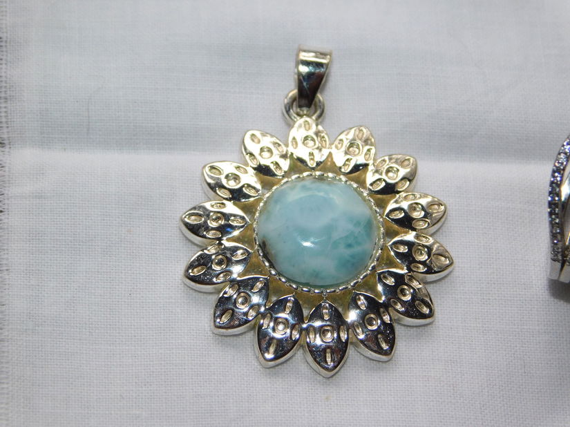 Pandant argint masiv , piatra mare  larimar Republica  Dominicana,  cadou inel  nou argint