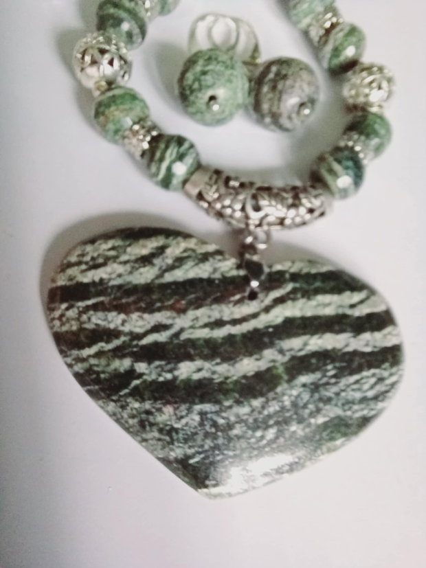 Jasper Serpentin Green