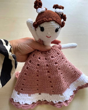 Amigurumi, papusa paturica pentru bebelusi, jucarie crosetata