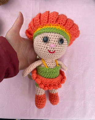Amigurumi, papusa floare, jucarie crosetata