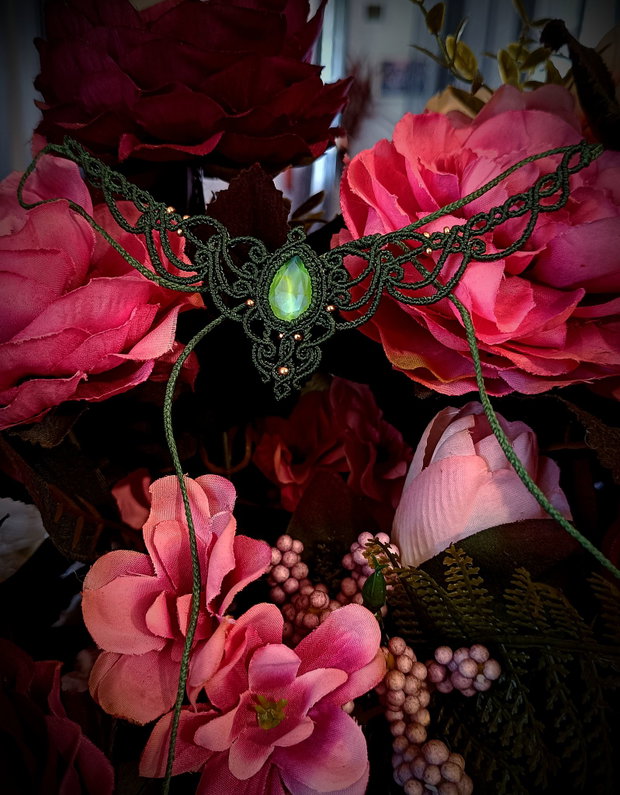 Colier verde Swarovski micromacrame