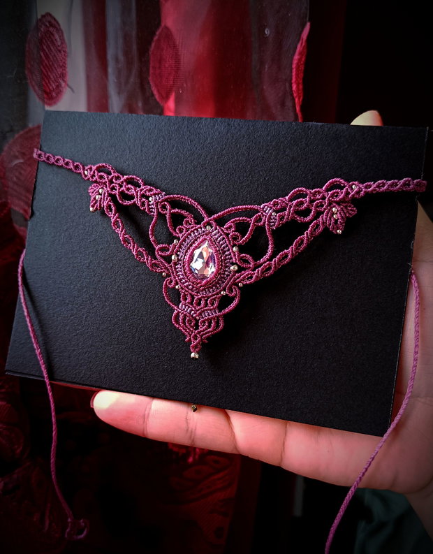 Colier frunze magenta Swarovski micromacrame