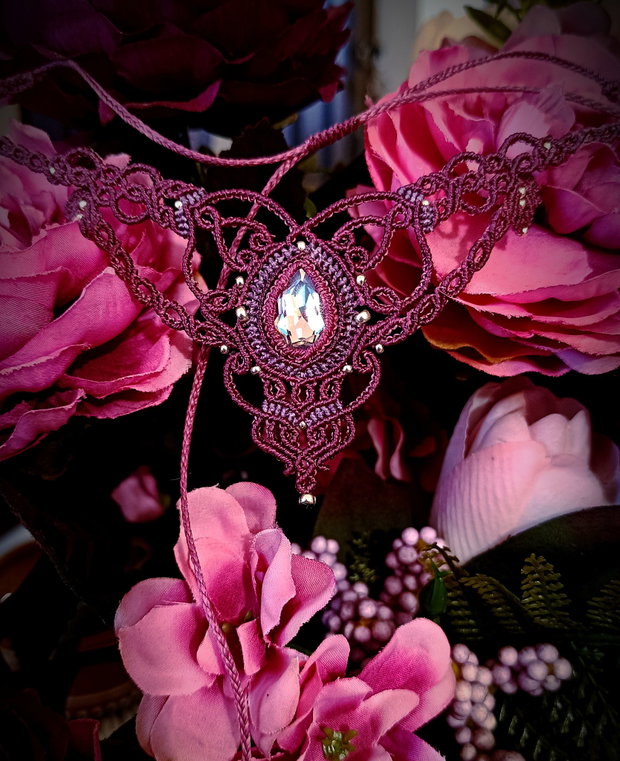 Colier frunze magenta Swarovski micromacrame