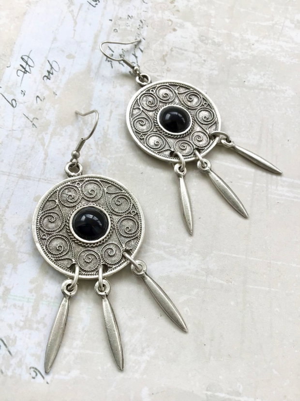 Cercei Boho Zamac argintat & onix negru
