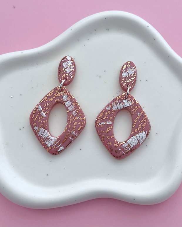 Cercei din lut polimeric SPARKLING PINK #C0068