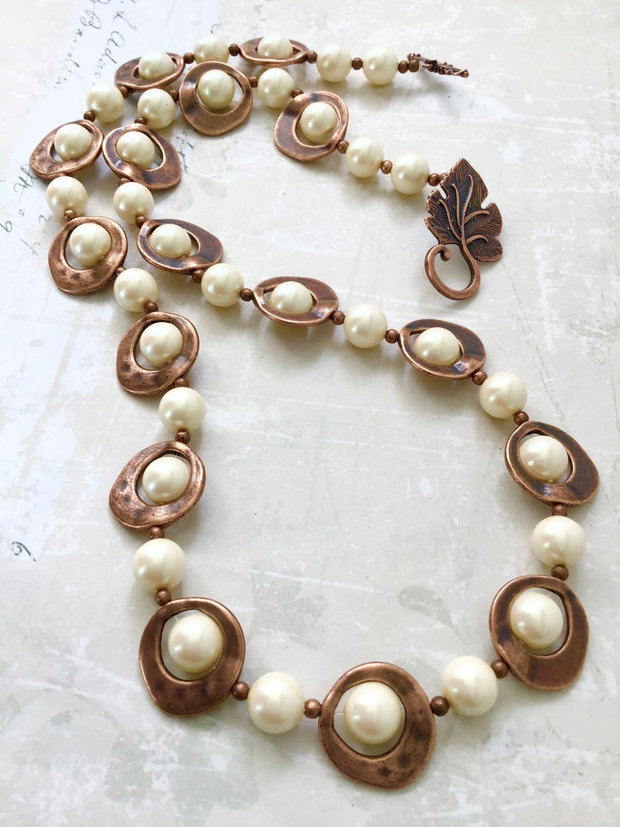 Colier vintage perle crem Swarovski & cupru