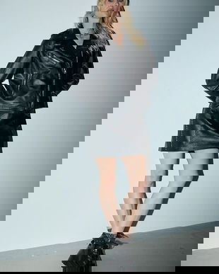 Medicine fusta culoarea negru, mini, drept