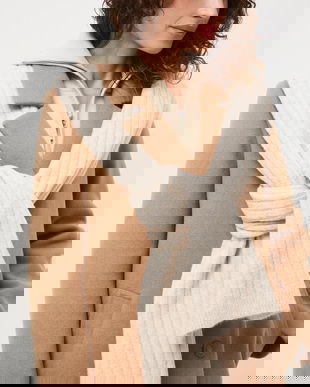 Medicine esarfa din amestec de lana culoarea bej, melanj