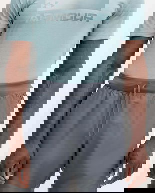 Under Armour pantaloni scurți de antrenament culoarea gri, 1376831