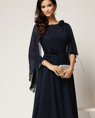 Rochie midi bleumarin din voal in clini cu flori pe talie si umar