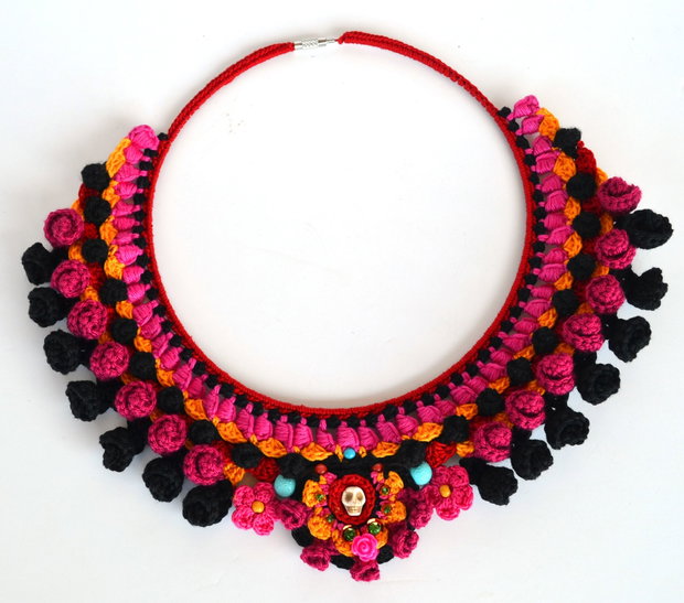 Colier mexican negru