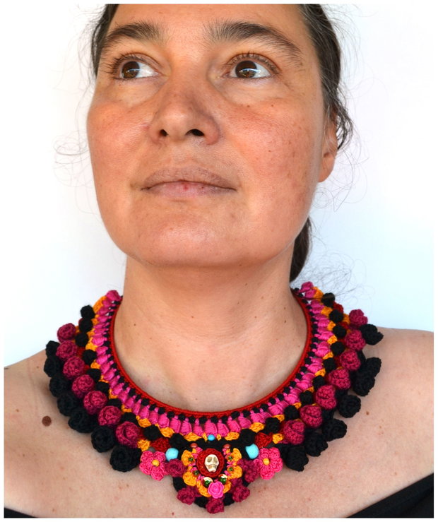 Colier mexican negru