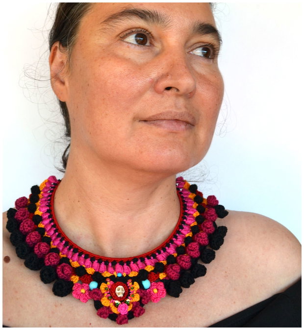 Colier mexican negru