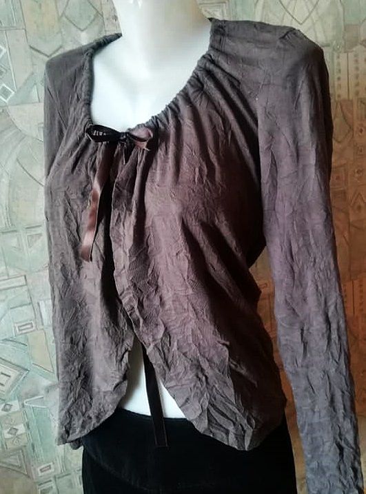 bluza cu fundita , Livre , 36